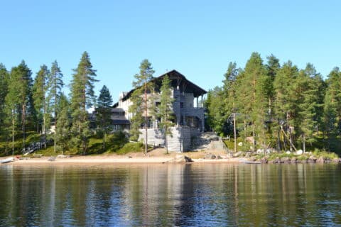 Hotelli Kalevala Lammasjärveltä