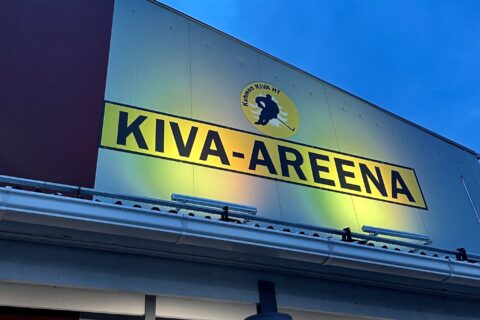 Kuhmon jäähalli Kiva-areena