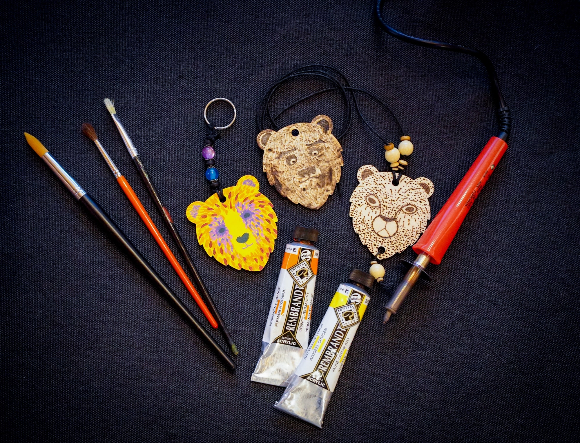 Bear art workshop. Kerttu Komulainen / Koe Kainuu Adventures