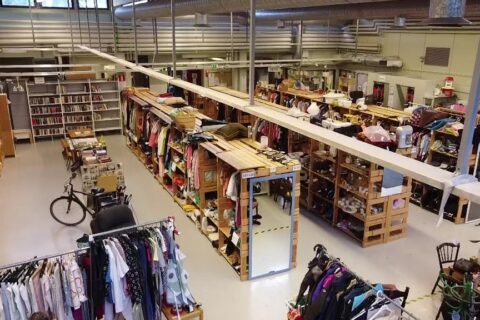 Vesitorni Flea Market